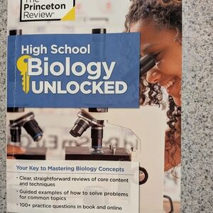 The Princeton Review High School Biology Unlocked Study Aid Book